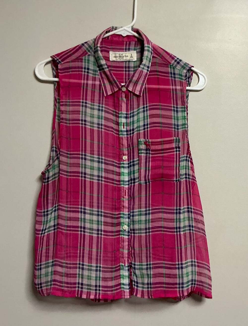 Abercrombie & Fitch Sleeveless Plaid Shirt Size M Pink